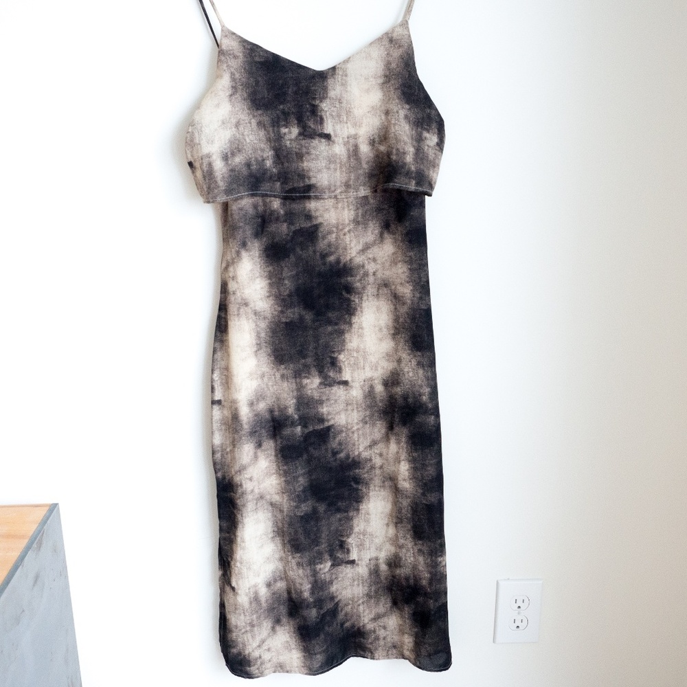 Black Tie-dye Midi Dress